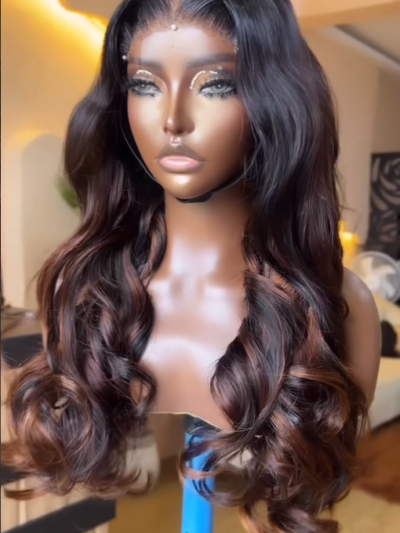 Custom-Colored Highlight Unit – 24” (3 Bundles, 4×4 Closure, DD)